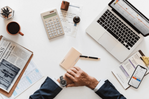 跨境獨立站新手如何選擇物流服務(wù)商?