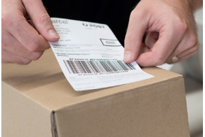 跨境物流中的貼單換標是什么意思