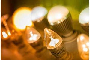 從中國郵寄燈具產品到國外要多久到?