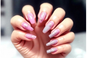 “指尖上的美業(yè)”穿戴甲火爆海外，跨境物流郵寄攻略來了!